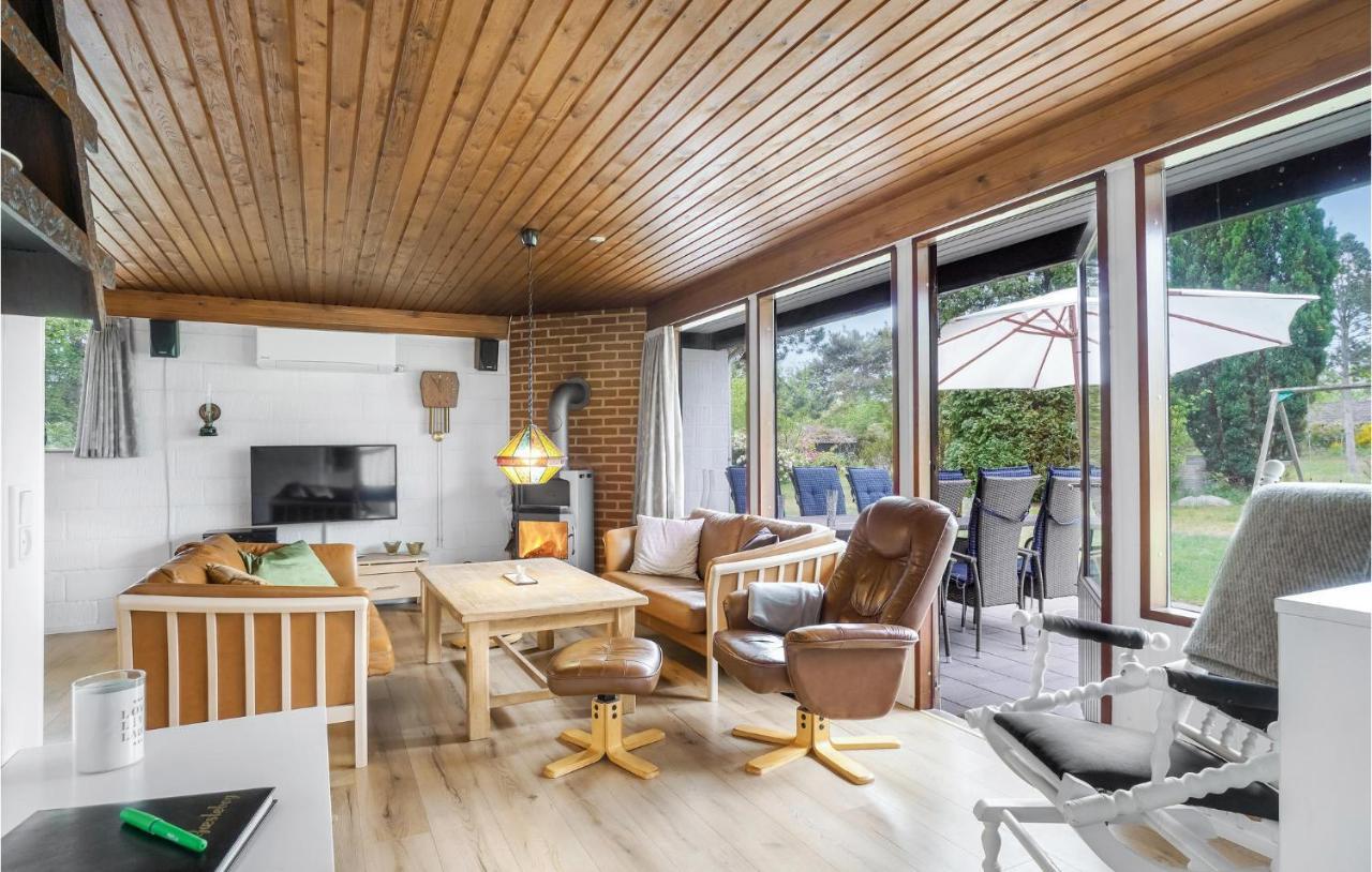 Amazing Home In Kalundborg With Kitchen Esterno foto